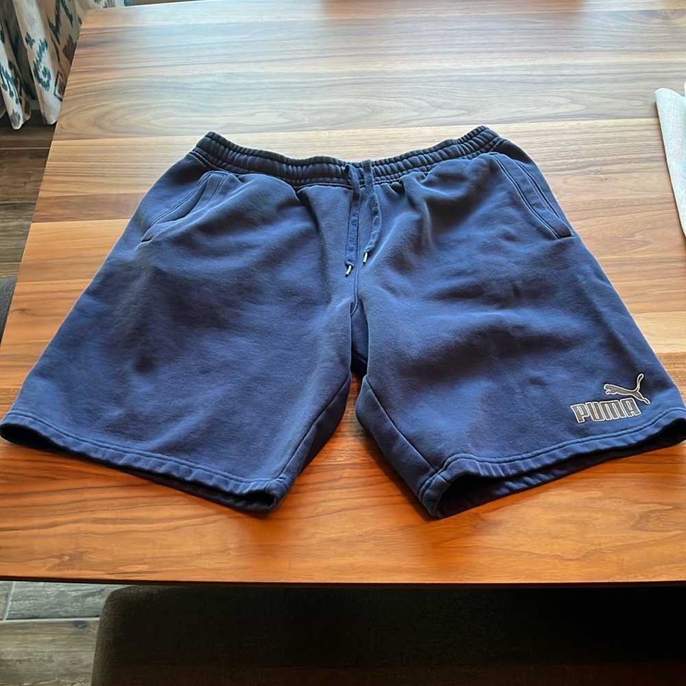 Puma sweatshorts Navy size L